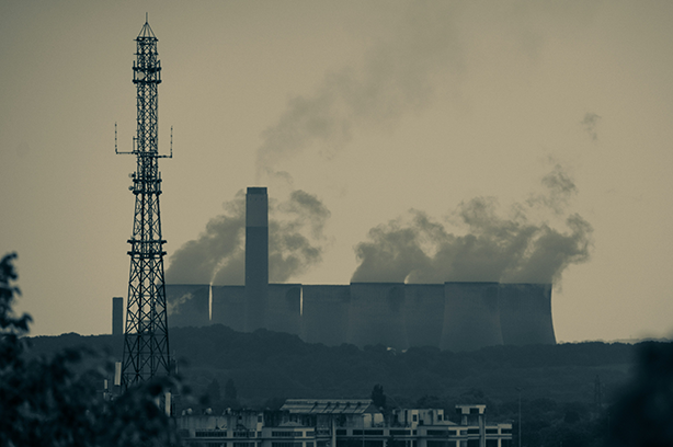 Photo by Vilmantas Bekesius on Unsplash, Ratcliffe on Soar power station on a moody day.