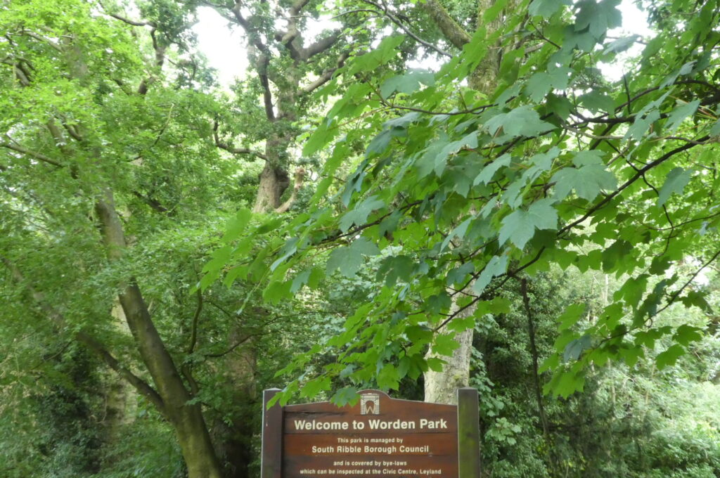 Friends of Worden Park 1, pic by Ian Fairey FoWP