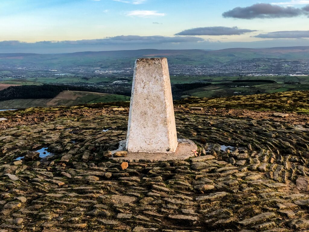 Pendle Hill - pic by Caroline-Dowse on Unsplash