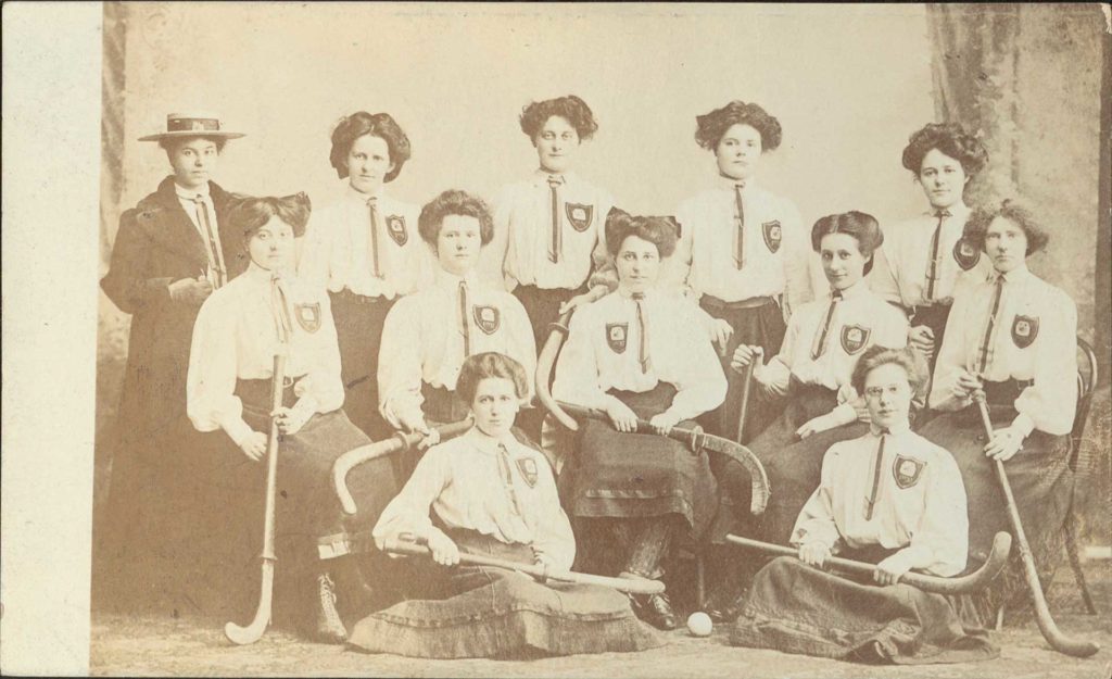 Edge Hill Hockey Team: 1907-09