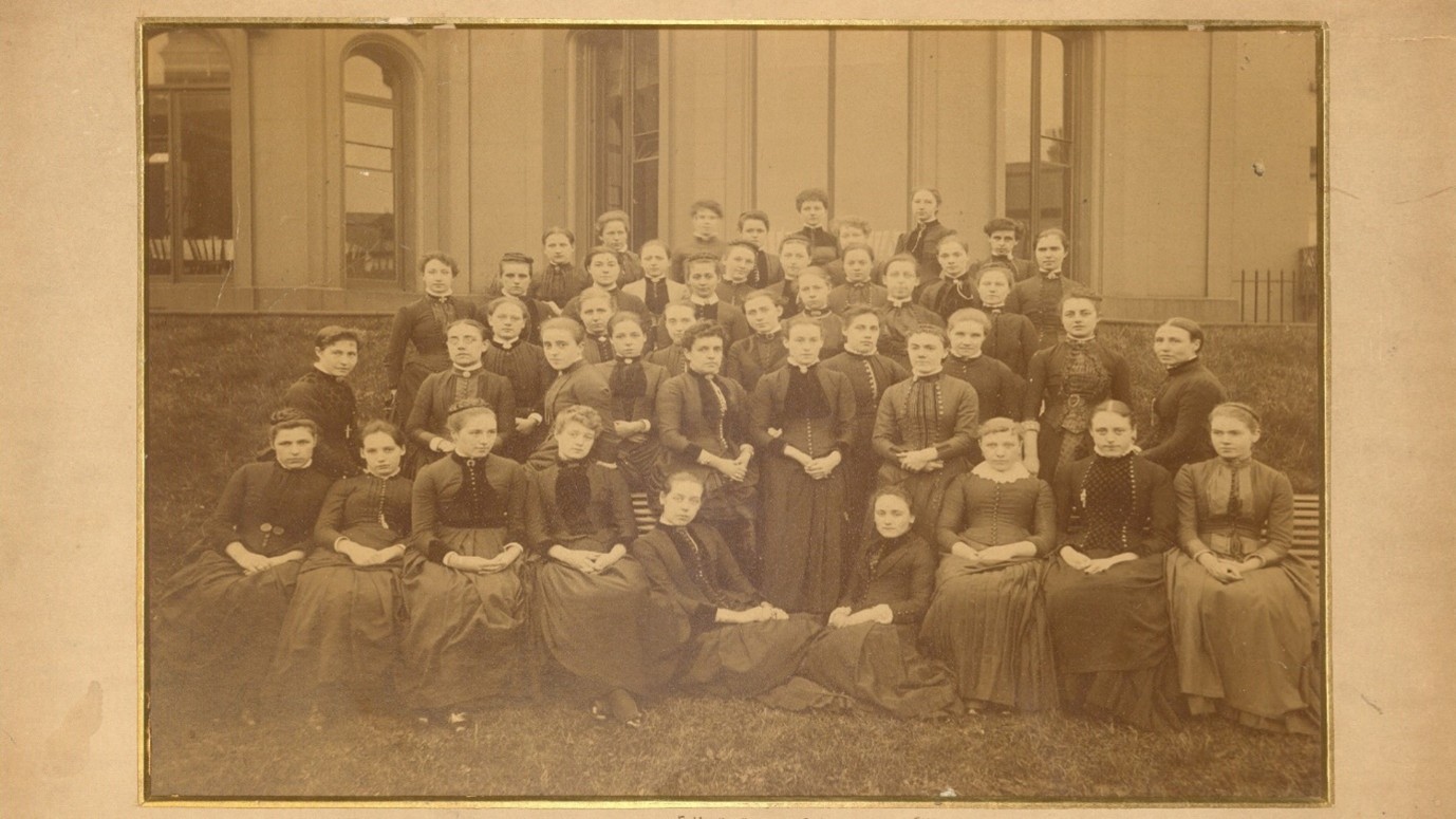 Early teacher training students
