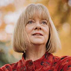 Head shot image of Professor Kate Pickett (University of York)