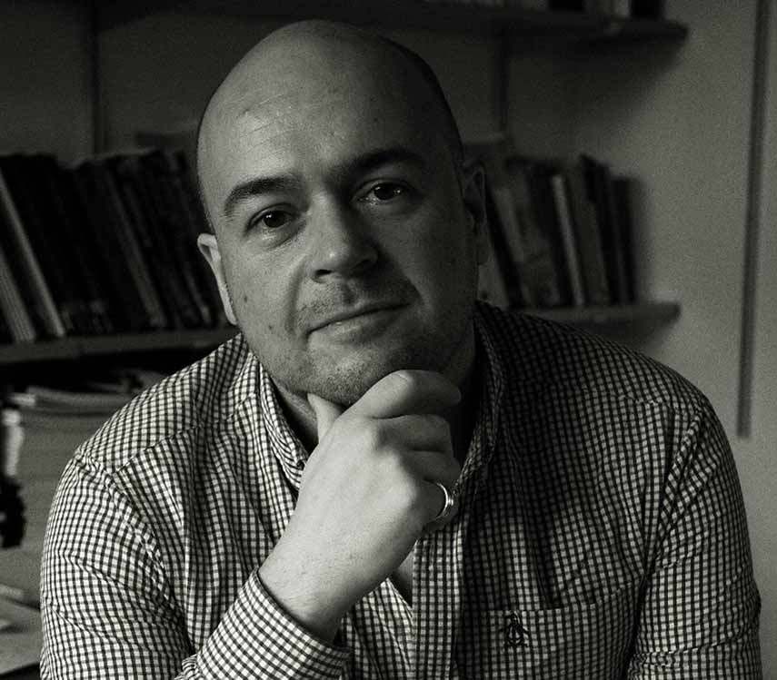 Photo of Professor Darren Langdridge