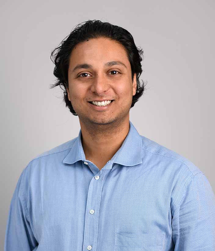 Photo of Dr Kennath Widanaralalage